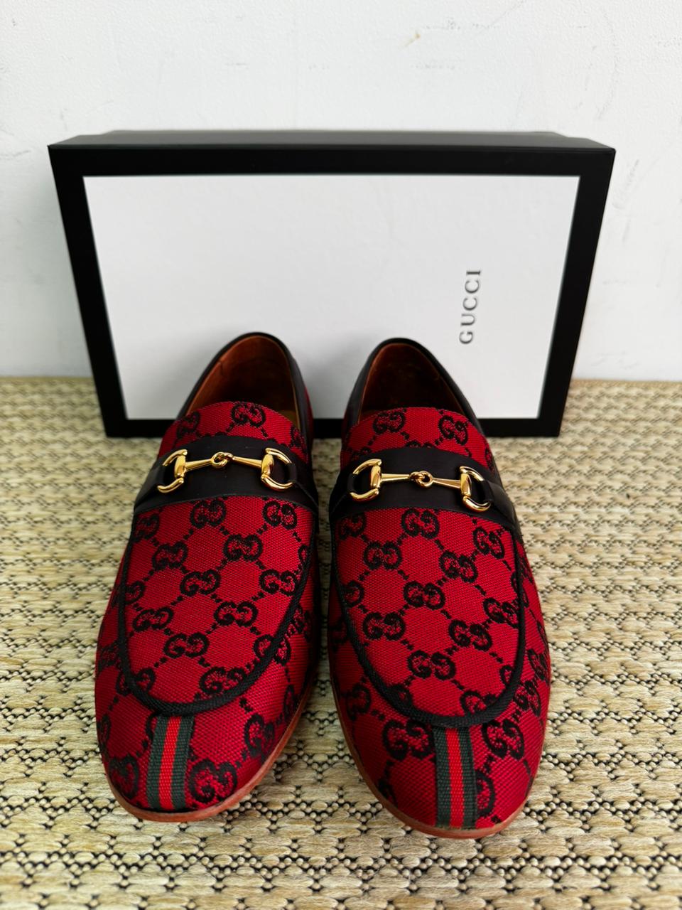 Sapato Loafer Social Gucci Italy em Tecido Vermelho