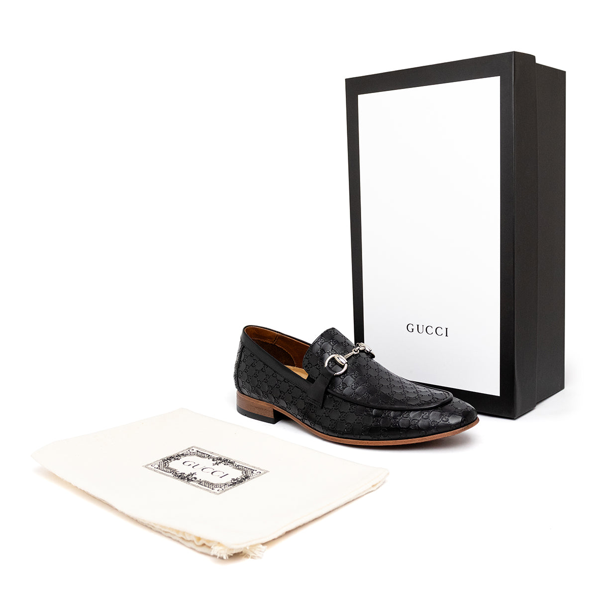 Gucci Italy "Horsebit" Preto